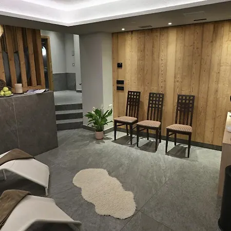 Cristallo Hotel 3*