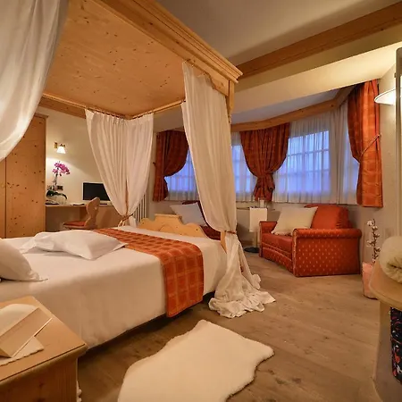 Cristallo Hotel