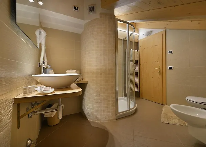Cristallo Hotel 3*