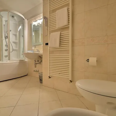 Cristallo Hotel